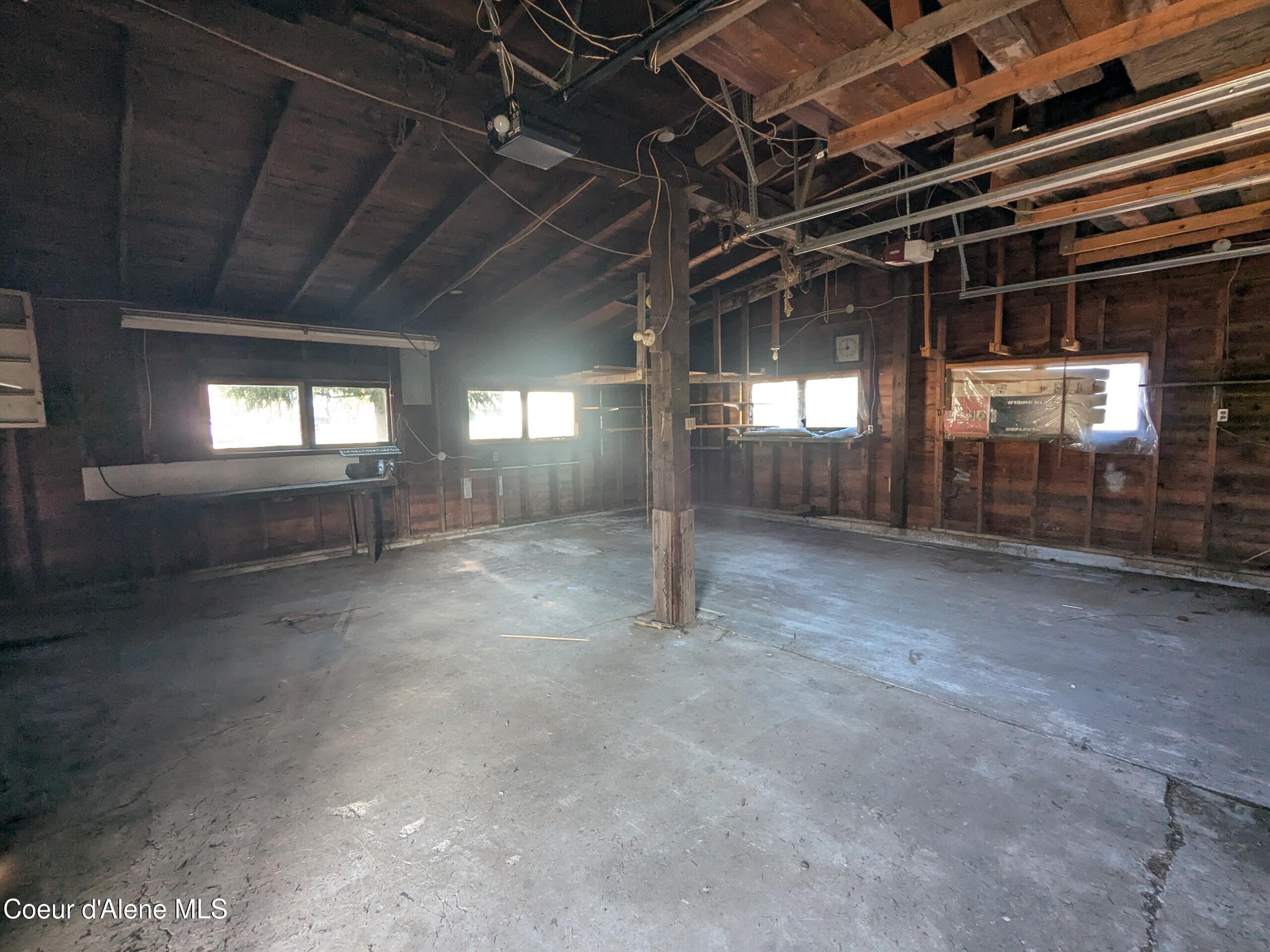 6 Maple Street Pinehurst, ID 83850 - Photo 20 of 25 Garage Pic 1