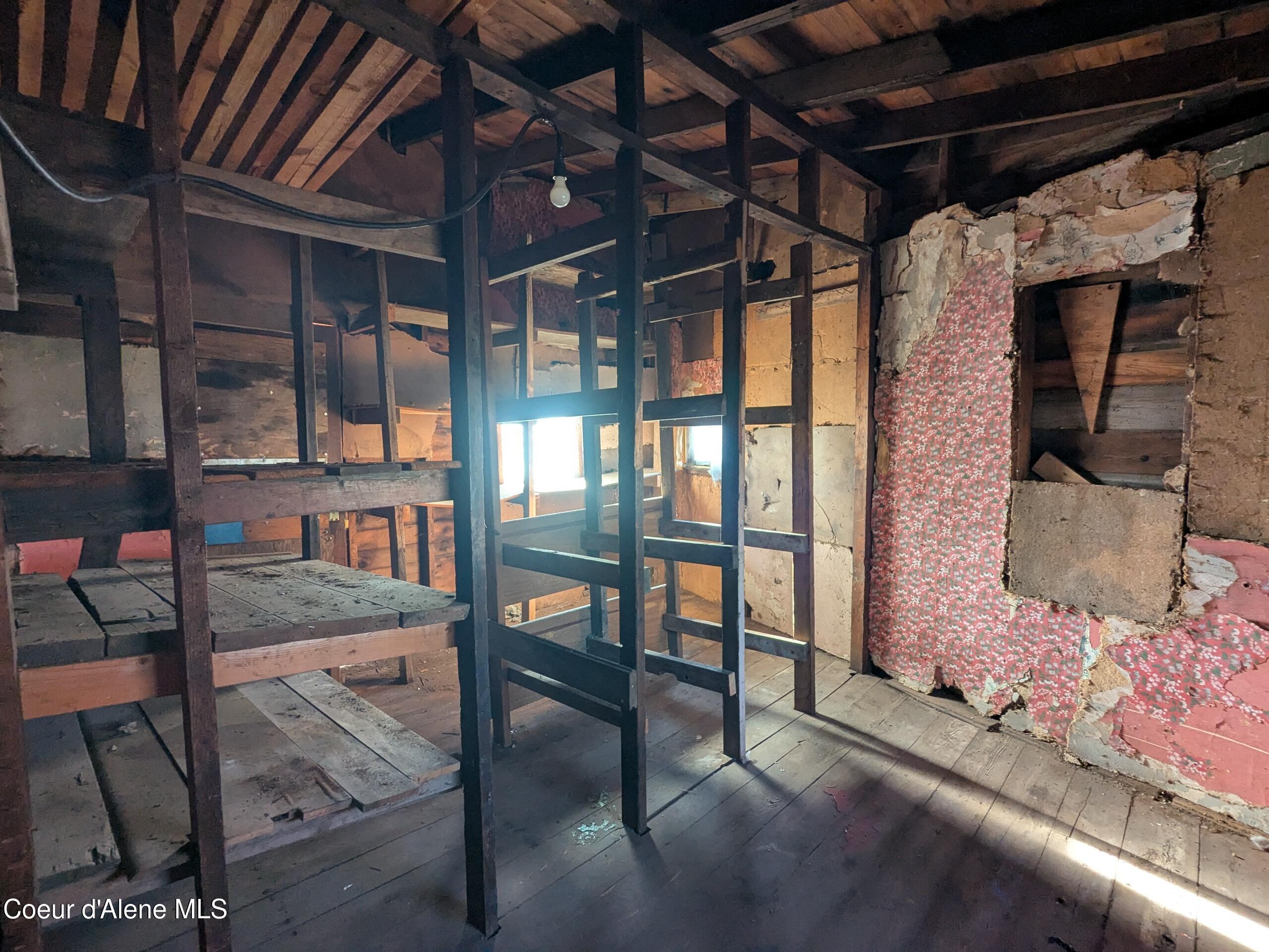 6 Maple Street Pinehurst, ID 83850 - Photo 24 of 25 Shed