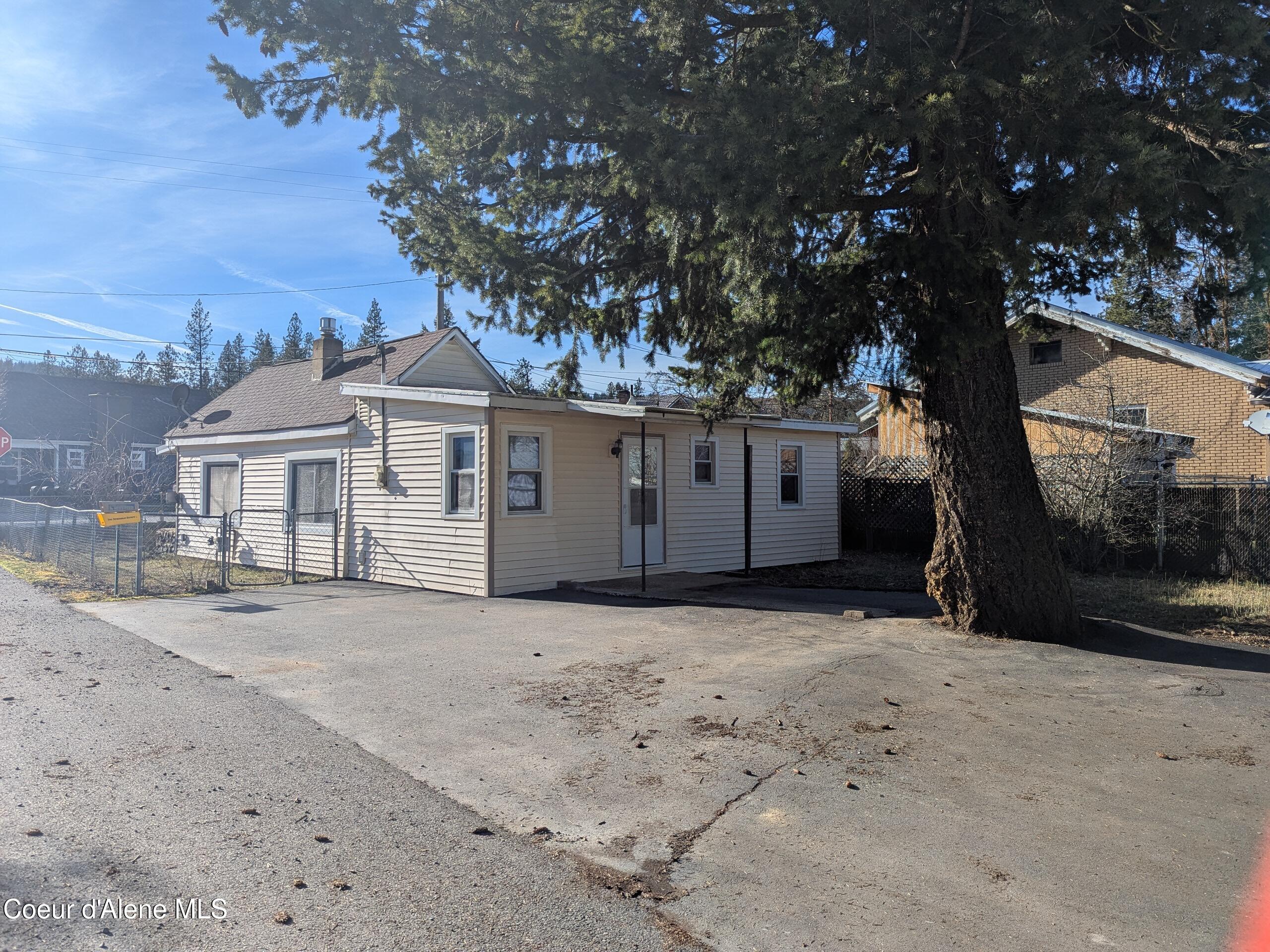 6 Maple Street Pinehurst, ID 83850 - Photo 25 of 25 Exterior From Alley
