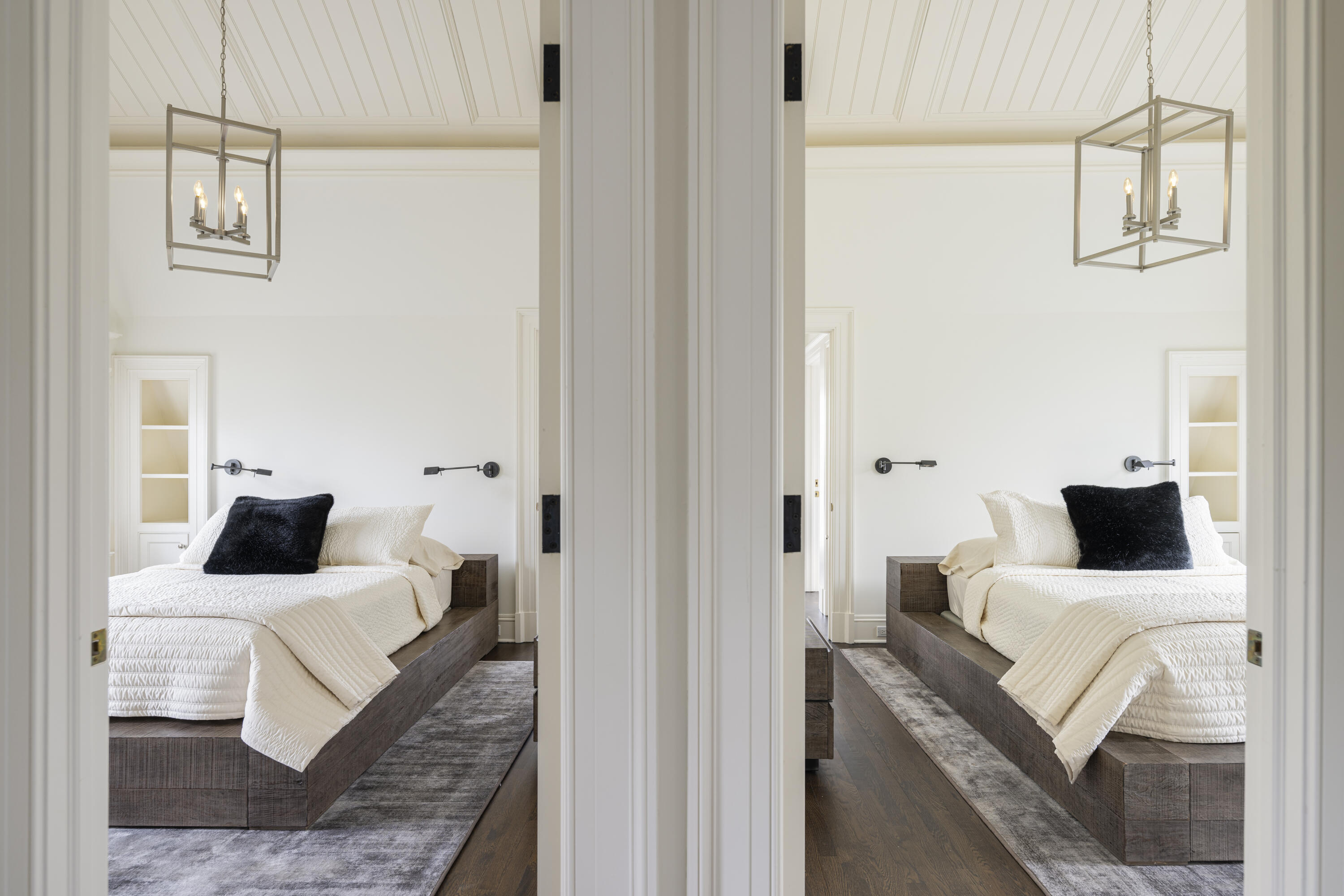 727 Smith Ridge Road New Canaan, CT 06840 - Photo 24 of 31 a bedroom with a bed and a couch