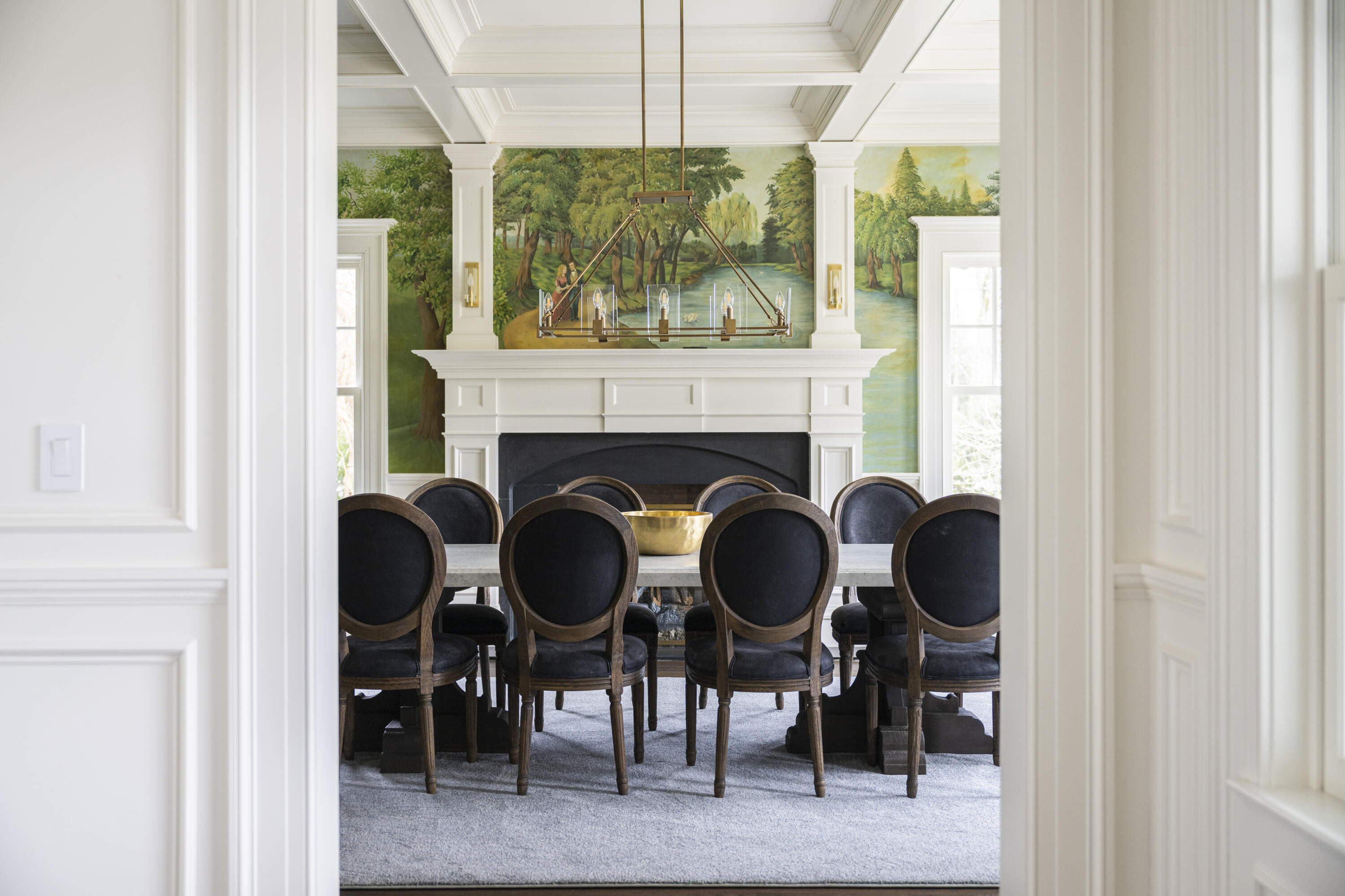 727 Smith Ridge Road New Canaan, CT 06840 - Photo 8 of 31 a dining room with furniture and a window