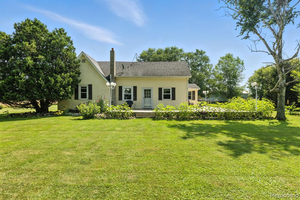 3747 Brown Road Croswell, MI 48422 - Photo 2 of 36