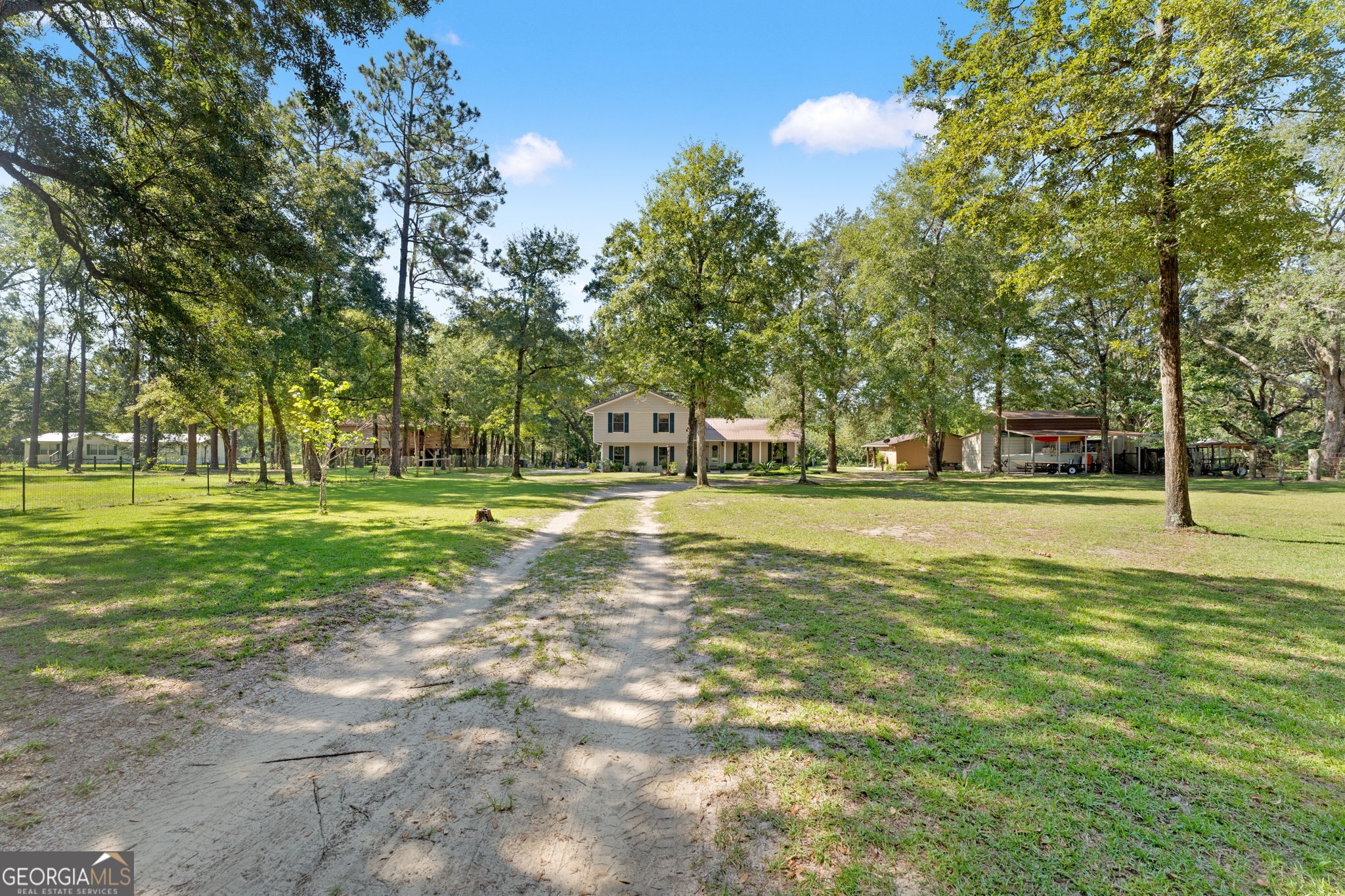 323 St Marys River Bluff Road St. George, GA 31562 - Photo 2 of 43