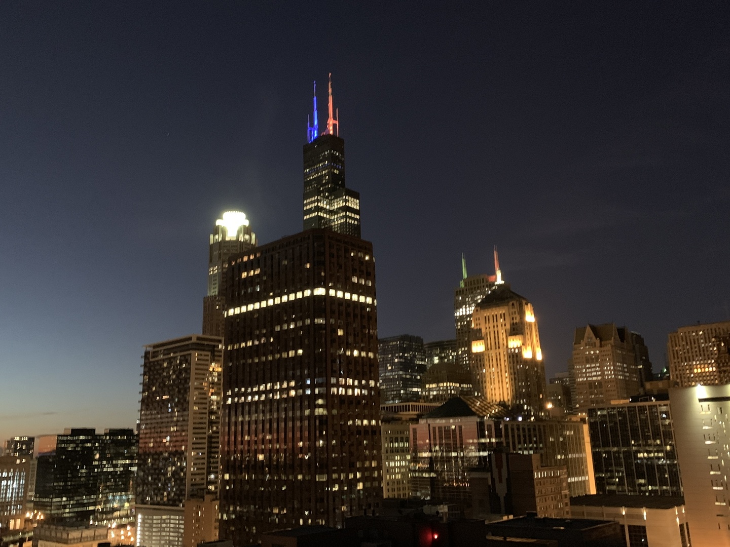 600 South Dearborn Street, Unit 2003 Chicago, IL 60605 - Photo 12 of 32