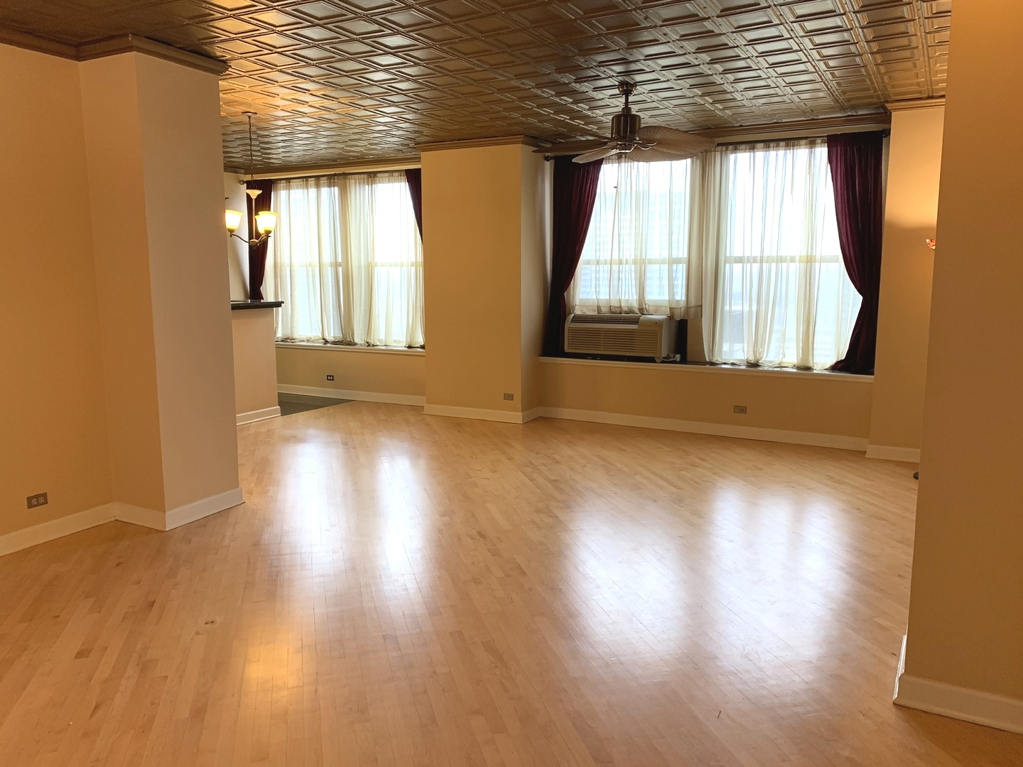 600 South Dearborn Street, Unit 2003 Chicago, IL 60605 - Photo 15 of 32