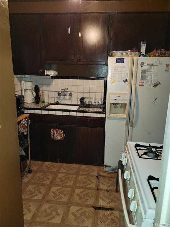 8509 Minock Street Detroit, MI 48228 - Photo 10 of 26