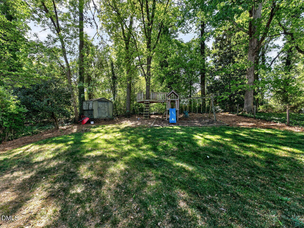 2705 Wayland Drive Raleigh, NC 27608 - Photo 28 of 30 028-1280x960-backyard