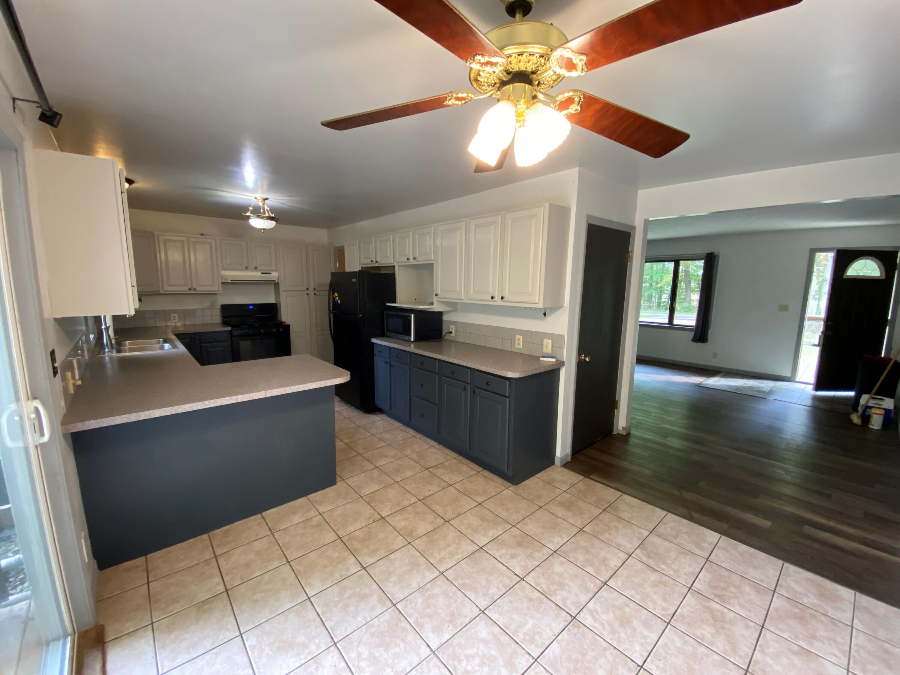2924 Pifer Road Delton, MI 49046 - Photo 6 of 21 1