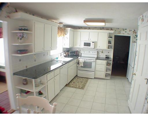 4 Truro Road Norfolk, MA 02056 - Photo 7 of 17 Gallery Image 7