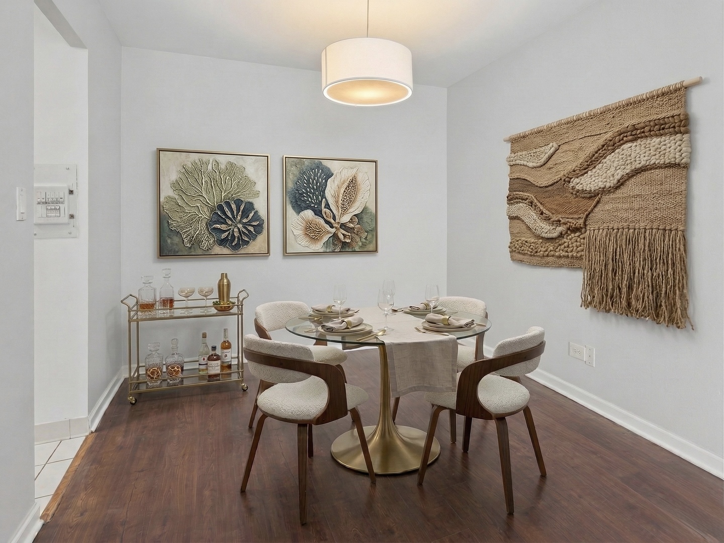 6171 North Sheridan Road, Unit 2104 Chicago, IL 60660 - Photo 4 of 18 a view of a dining room with furniture wooden floor and a window