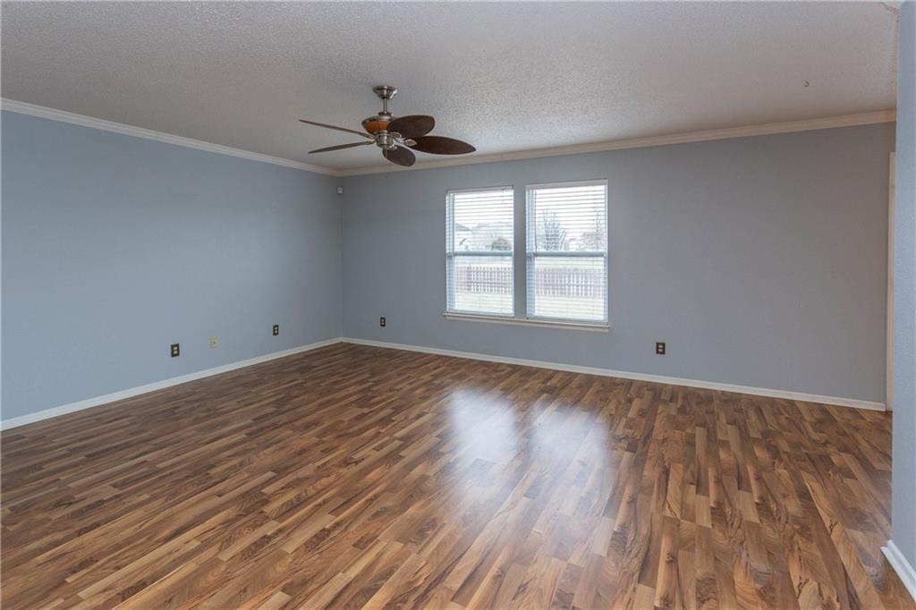 12755 Howe Road Fishers, IN 46038 - Photo 9 of 36
