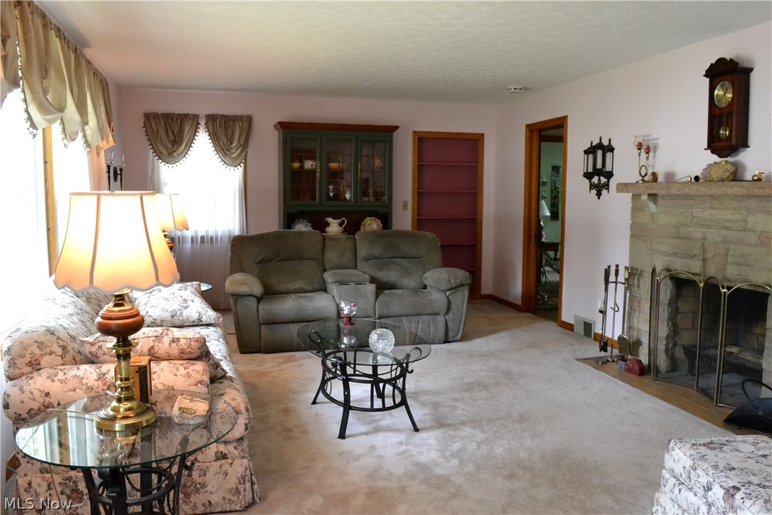 4689 Manchester Road New Franklin, OH 44203 - Photo 13 of 25 Gallery Image 13