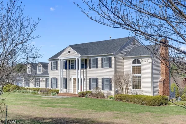 $949,900 | 15 Willow Drive, Chester, NJ 07930