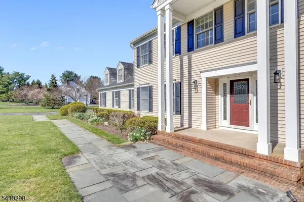 $949,900 | 15 Willow Drive, Chester, NJ 07930
