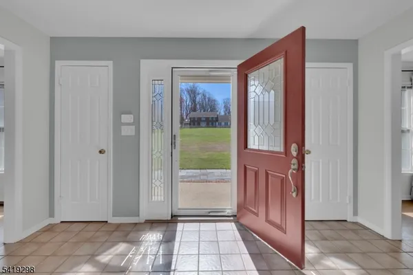 $949,900 | 15 Willow Drive, Chester, NJ 07930