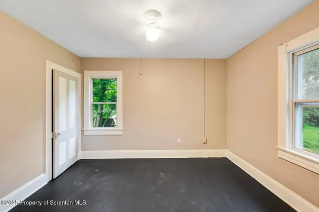 $185,000 | 910 South Valley Avenue, Unit L17, Olyphant, PA 18447