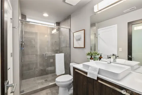 $859,999 | 14709 Overlook Drive East, Bonney Lake, WA 98391