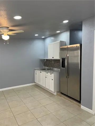 $1,100 | 309 Riverdale Road, Palm Springs, FL 33461