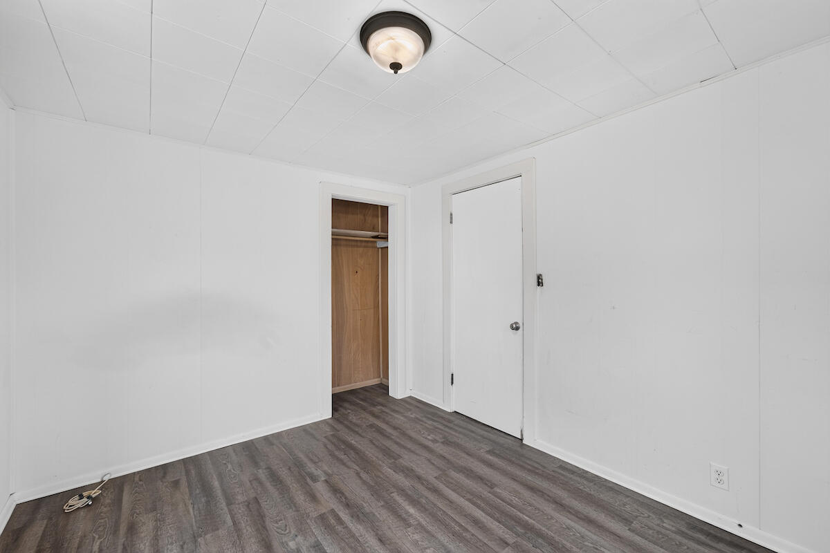4124 21st Street Racine, WI 53405 - Photo 12 of 18 DSC06165