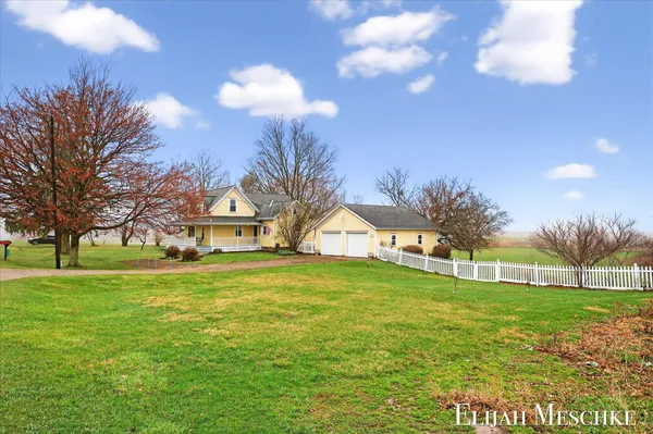 $349,900 | 3578 Bennett Road, Saranac, MI 48881