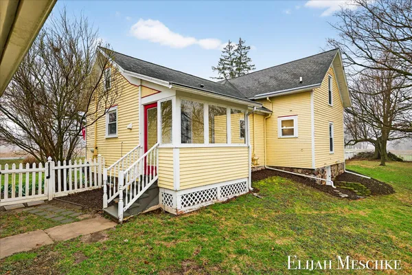 $349,900 | 3578 Bennett Road, Saranac, MI 48881