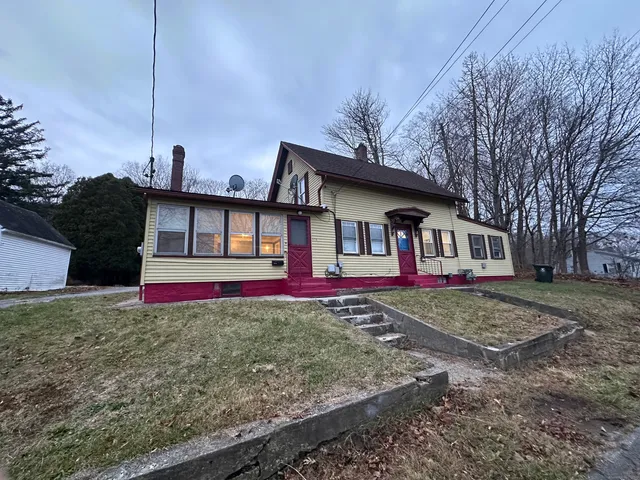 $285,000 | 211 Palmer St Extension, Norwich, CT 06360