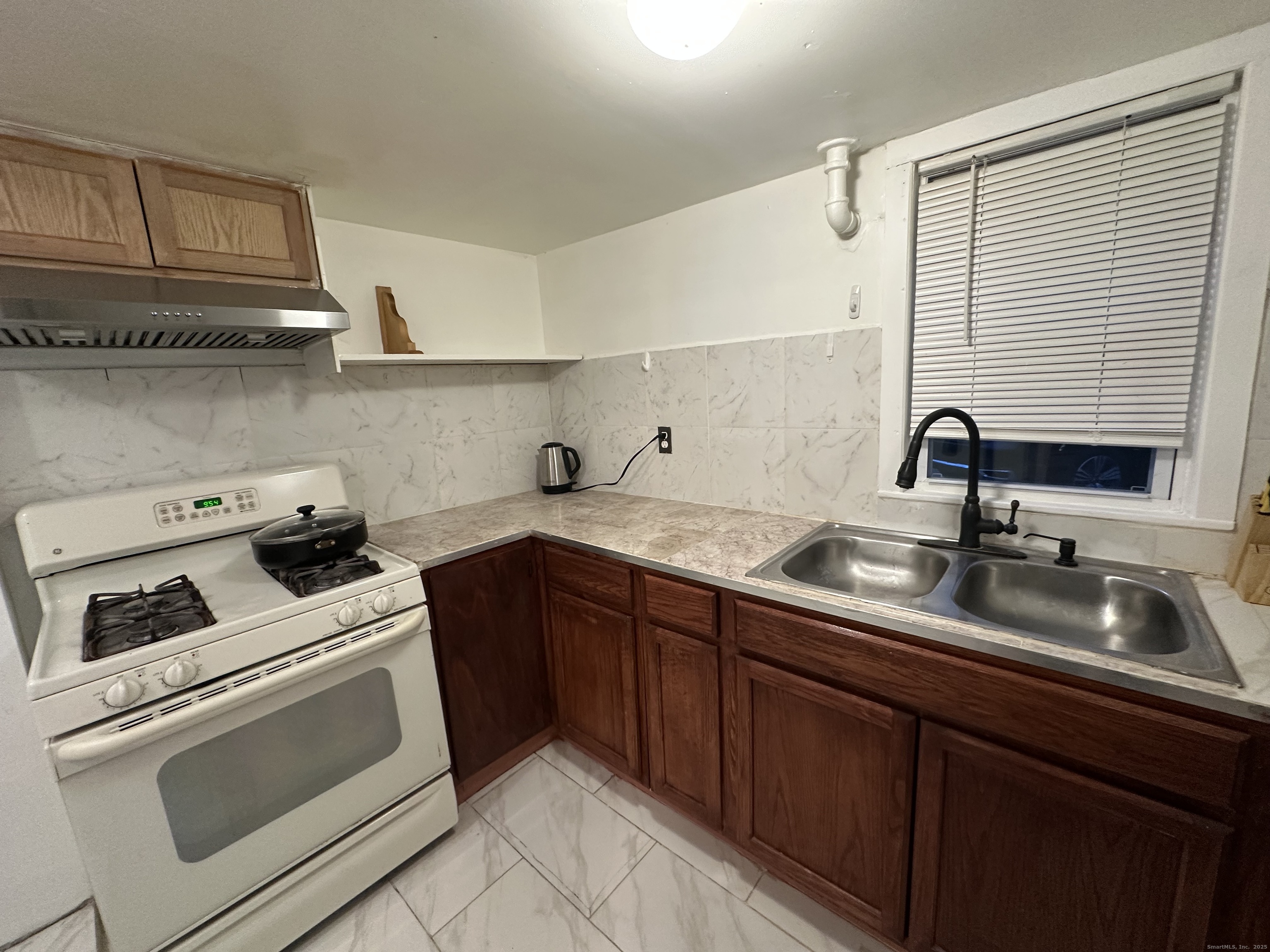 211 Palmer St Extension Norwich, CT 06360 - Photo 30 of 39