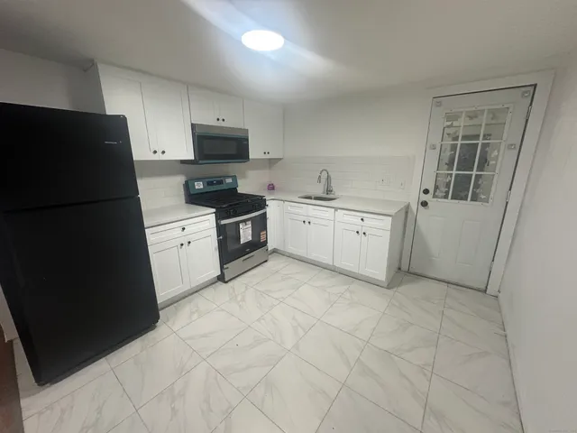 $285,000 | 211 Palmer St Extension, Norwich, CT 06360