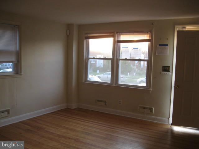 1527 Langford Road Baltimore, MD 21207 - Photo 14 of 18 Living Room
