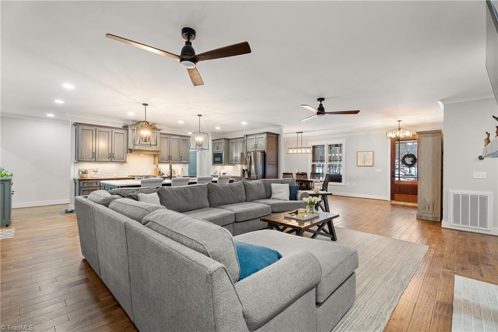 7994 Ridge Road Tobaccoville, NC 27050 - Photo 13 of 50