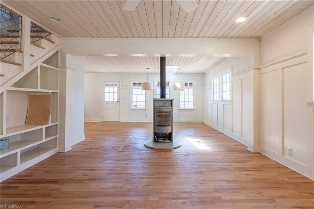 488 Crestview Road Stuart, VA 24171 - Photo 13 of 38