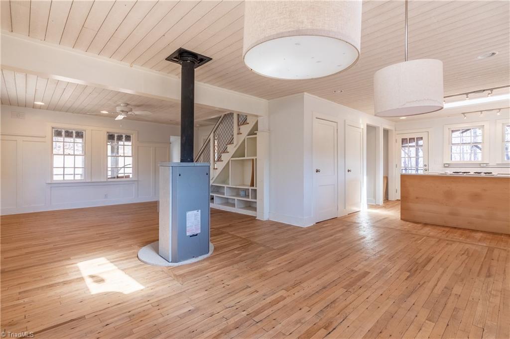 488 Crestview Road Stuart, VA 24171 - Photo 15 of 38