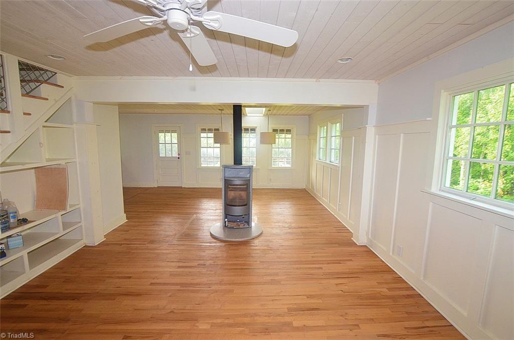 488 Crestview Road Stuart, VA 24171 - Photo 23 of 38