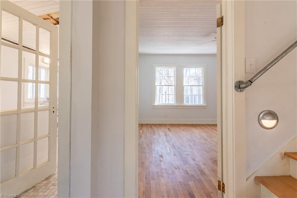 488 Crestview Road Stuart, VA 24171 - Photo 27 of 38