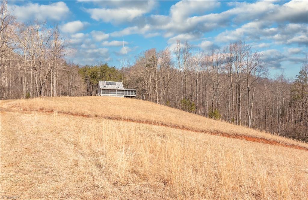 488 Crestview Road Stuart, VA 24171 - Photo 10 of 38