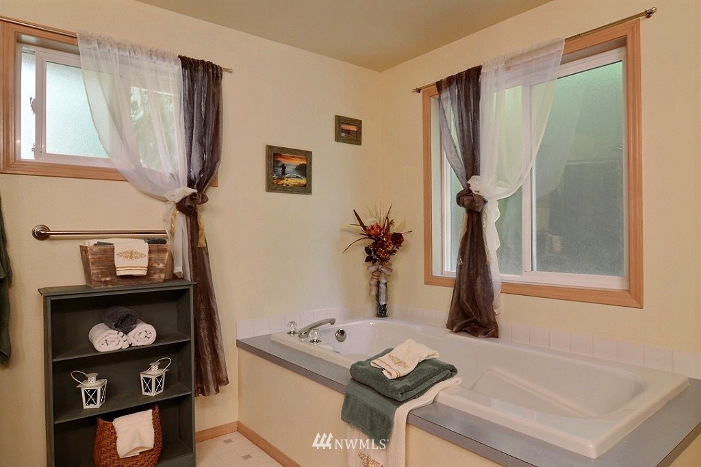 710 Rainbow Ridge Lane Southwest Port Orchard, WA 98367 - Photo 15 of 24 Gallery Image 15