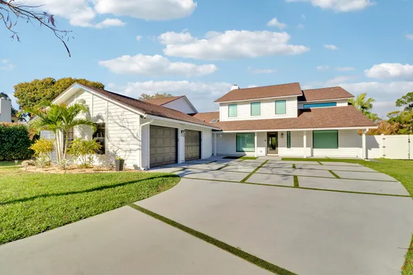 $2,300,000 | 19503 Trails End Terrace, Jupiter, FL 33458