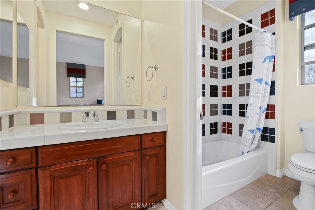 35 Triple Leaf Irvine, CA 92620 - Photo 29 of 52