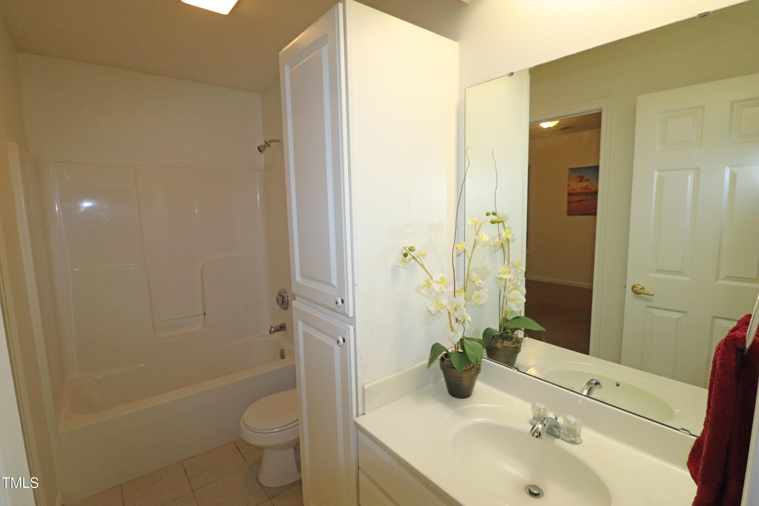 11321 Involute Place, Unit 102 Raleigh, NC 27617 - Photo 19 of 37 Hall bath