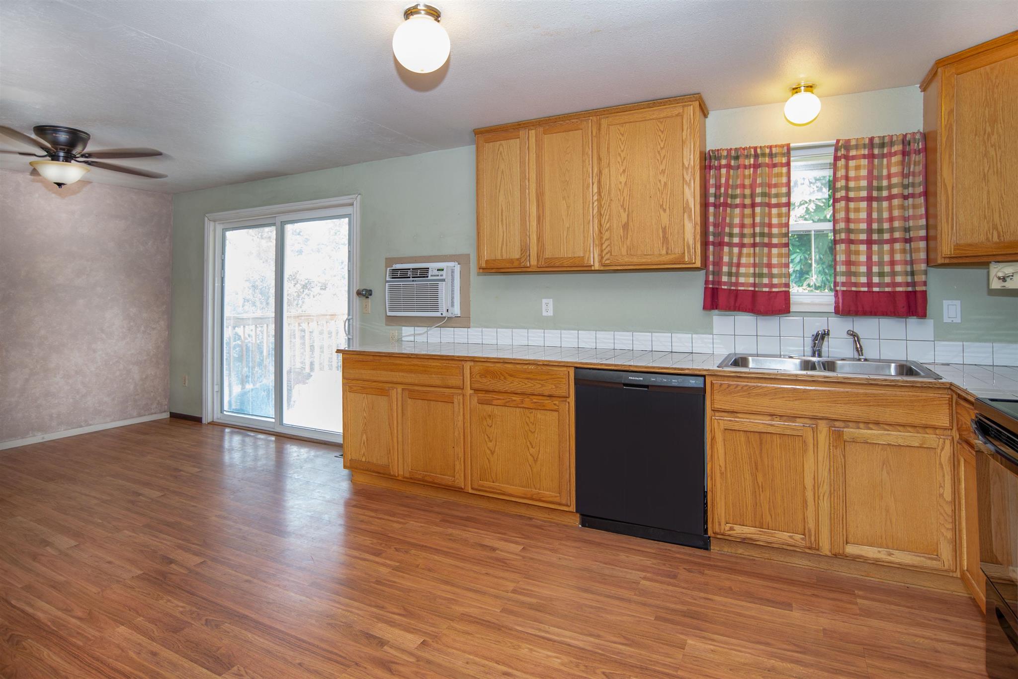 4515 North Conklin Road Spokane Valley, WA 99216 - Photo 13 of 39 Gallery Image 13