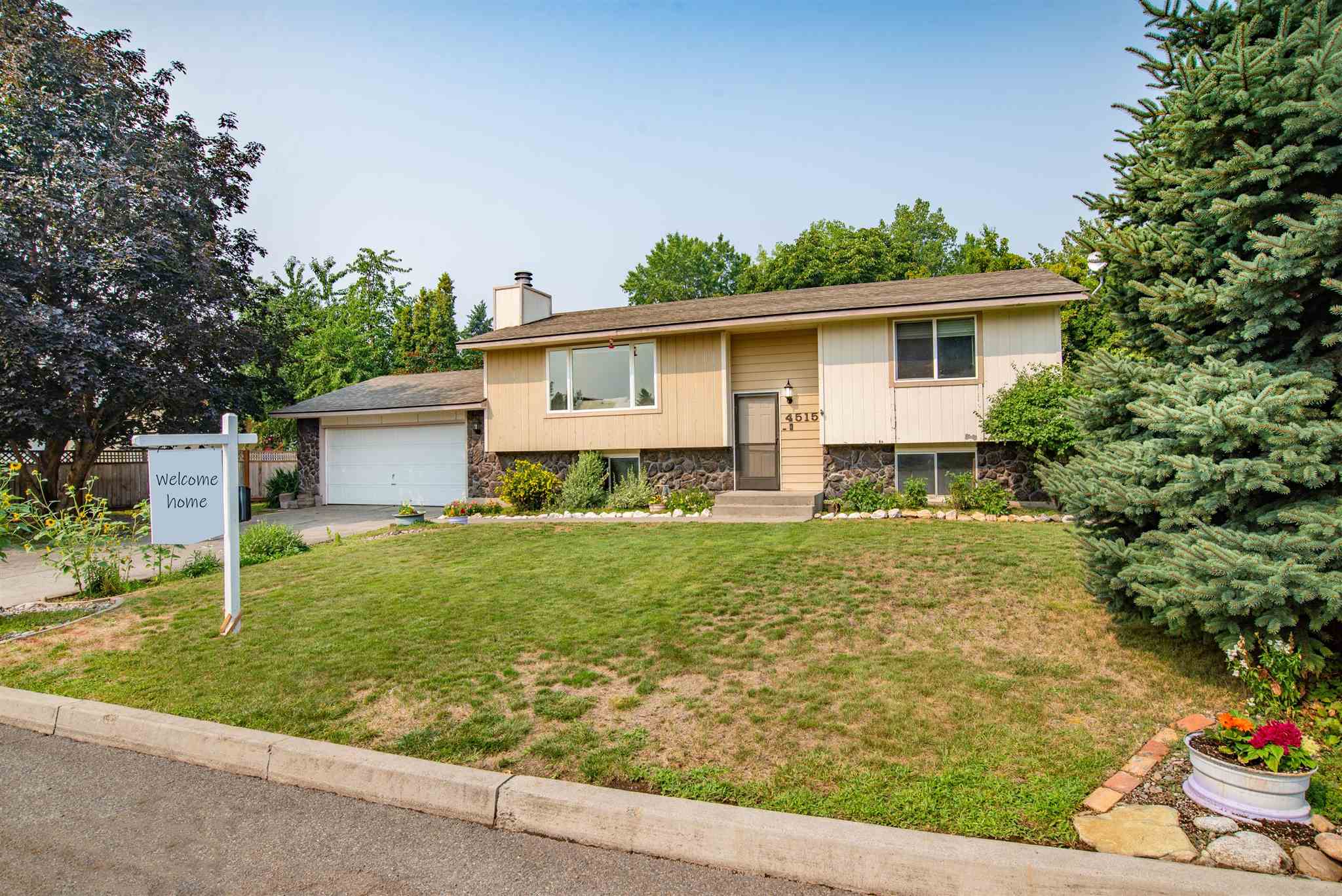 4515 North Conklin Road Spokane Valley, WA 99216 - Photo 3 of 39 Gallery Image 3