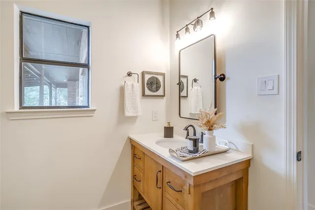 $935,000 | 657 Silver Spur, Weatherford, TX 76087