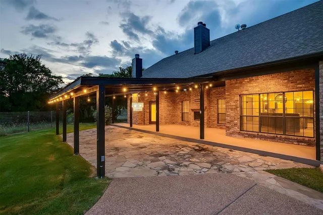 $935,000 | 657 Silver Spur, Weatherford, TX 76087