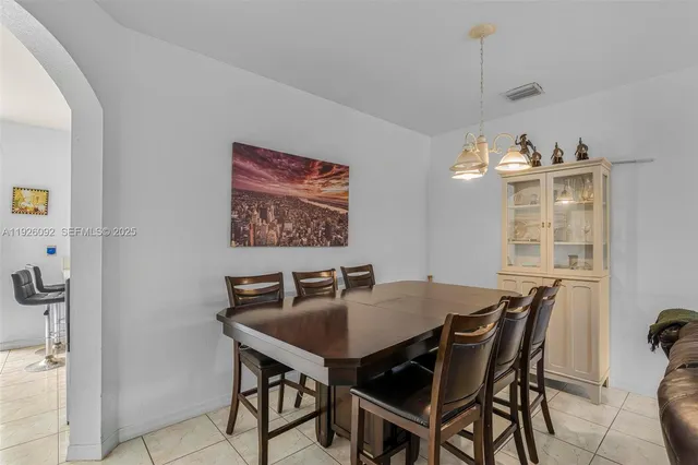 $335,000 | 755 East Mowry Court, Homestead, FL 33030