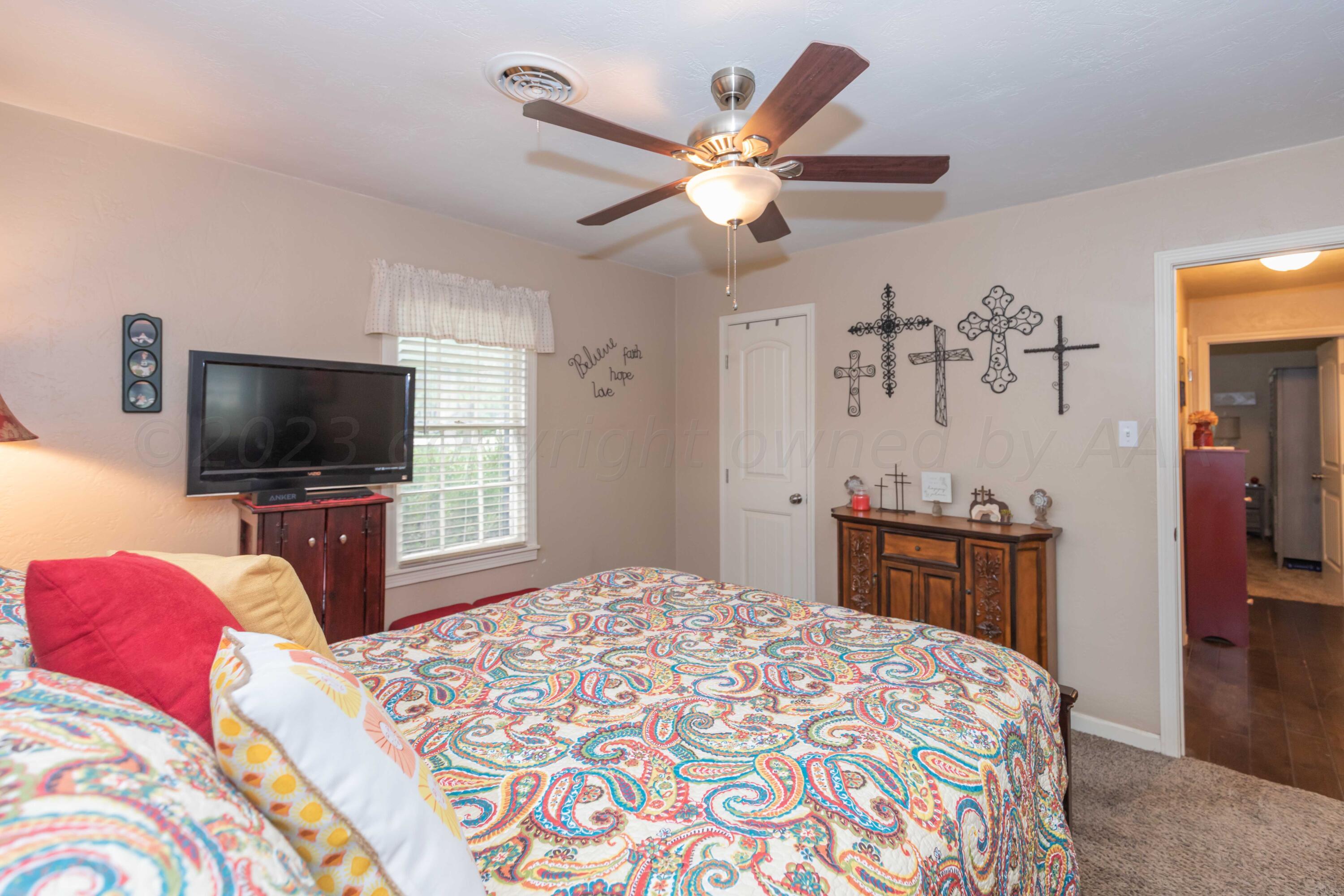 1233 South Austin Street Amarillo, TX 79102 - Photo 16 of 26 BEDROOM 1 VIEW 4