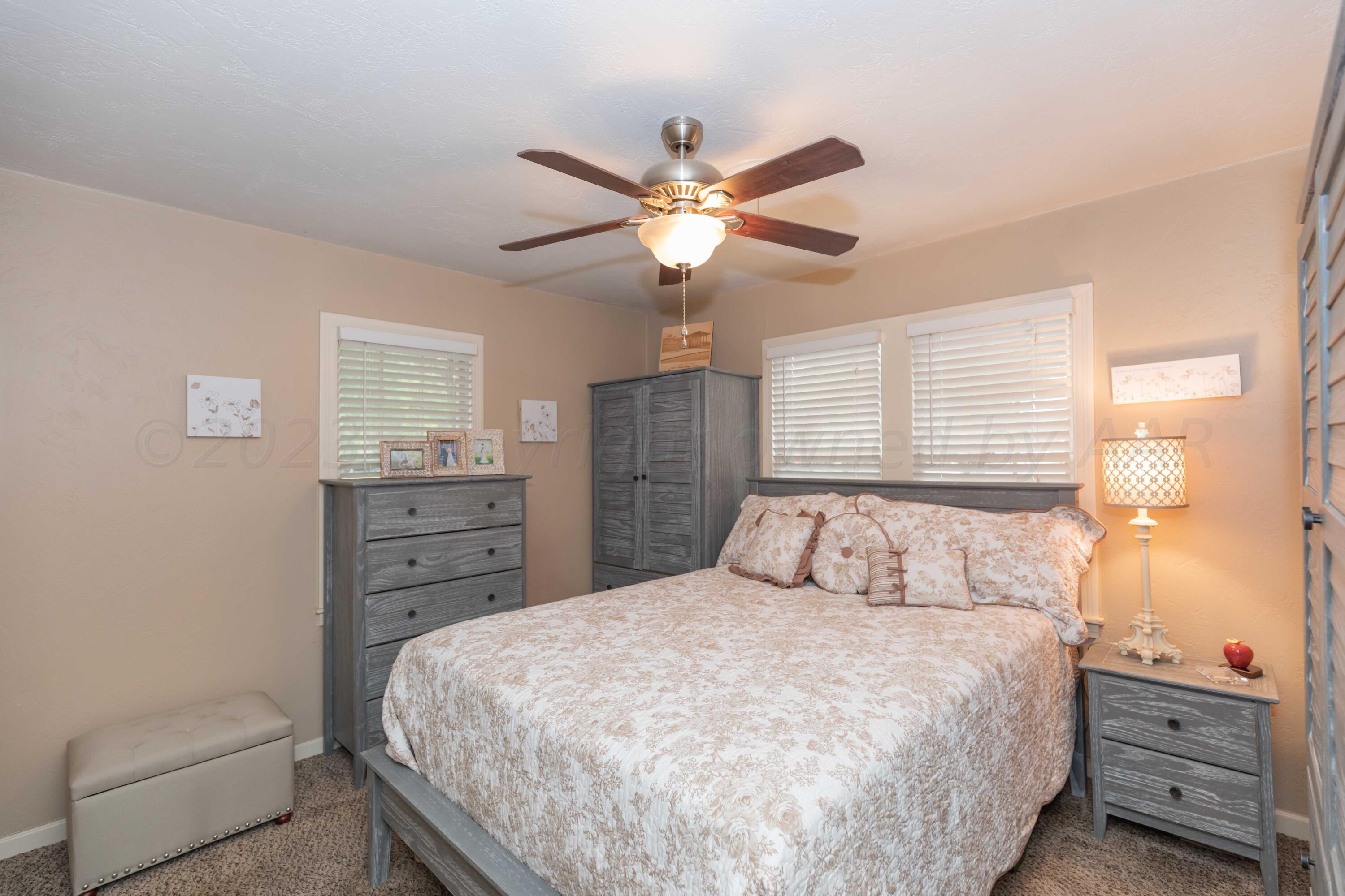 1233 South Austin Street Amarillo, TX 79102 - Photo 20 of 26 BEDROOM 2 VIEW 1