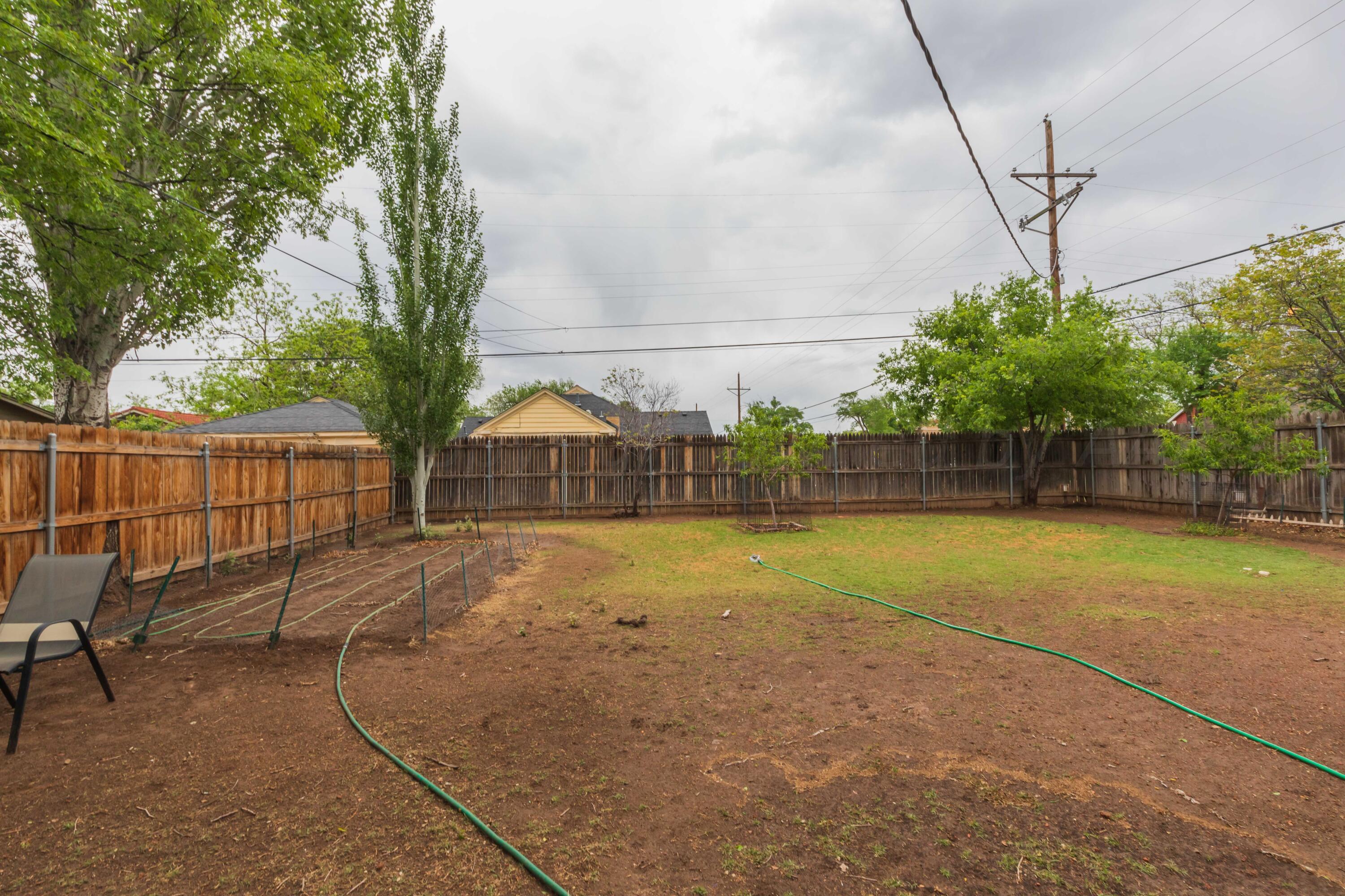 1233 South Austin Street Amarillo, TX 79102 - Photo 24 of 26 BACKYARD VIEW 2