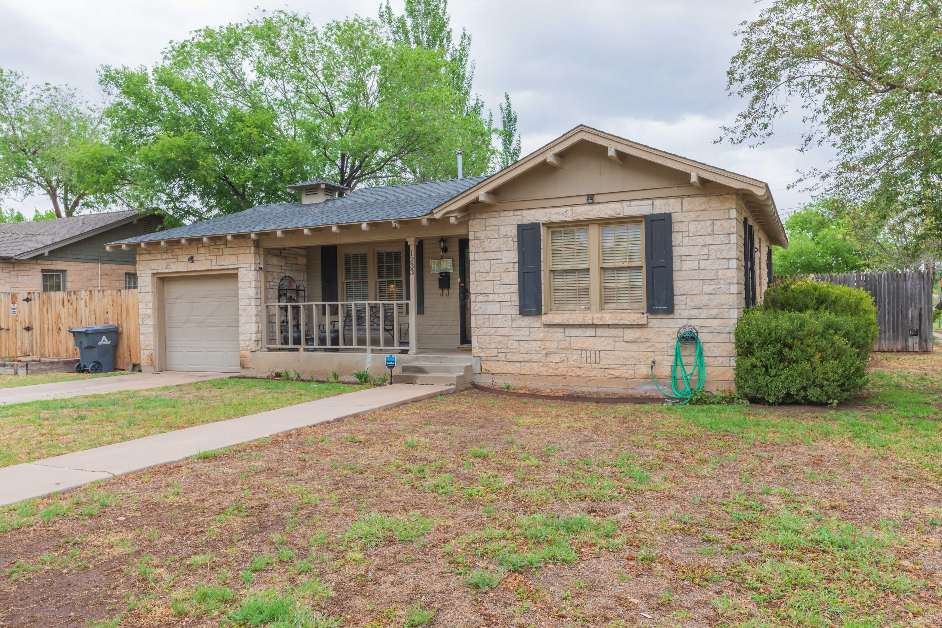 1233 South Austin Street Amarillo, TX 79102 - Photo 3 of 26 FRONT VIEW 3