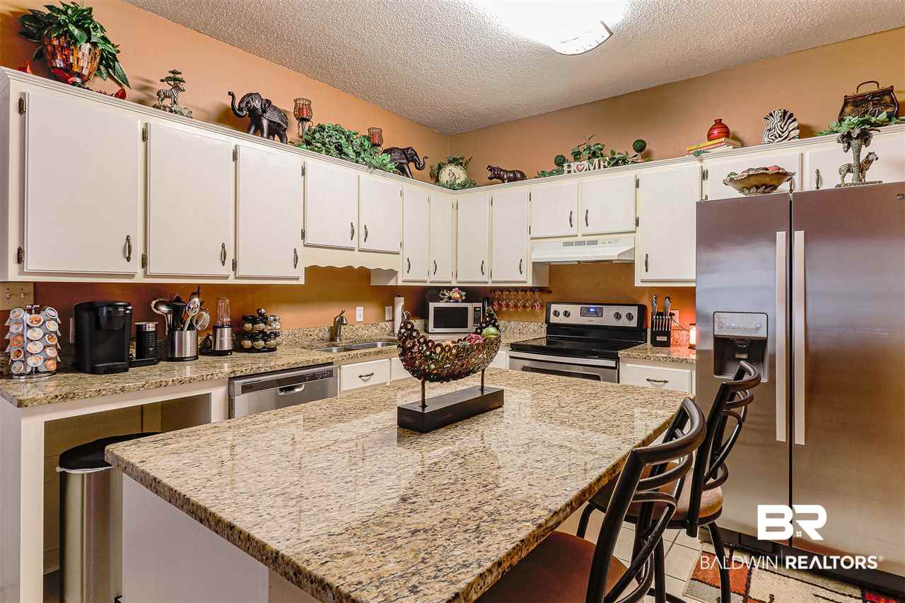 100 Dunbar Loop Daphne, AL 36526 - Photo 7 of 17 Kitchen