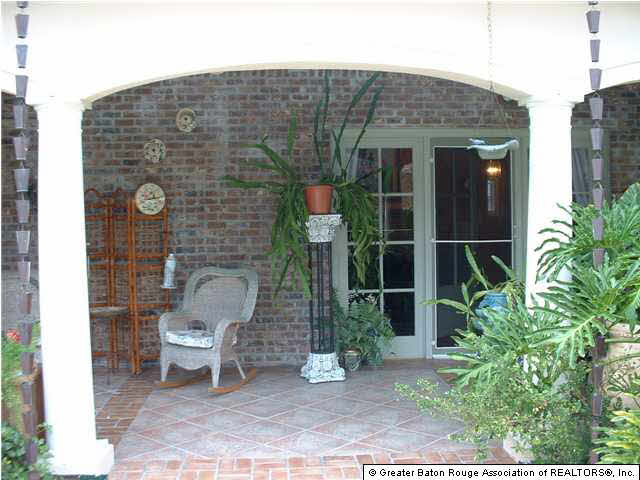 17618 Brookcrest Avenue Baton Rouge, LA 70817 - Photo 2 of 9 Gallery Image 2
